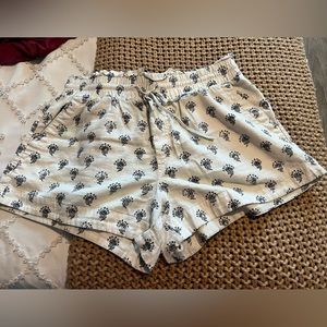 Cream and navy shorts